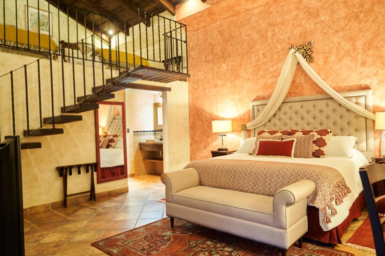 Casa Faustina Boutique Hotel Antigua Exterior photo